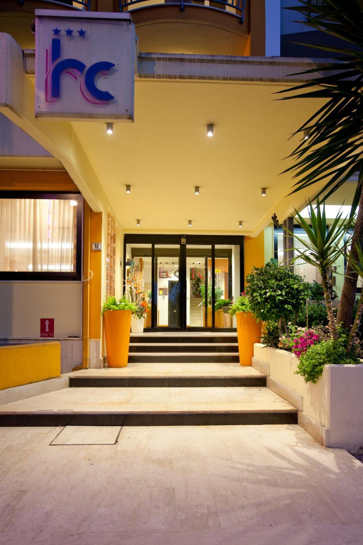 Hotel Canguro Сан-Бенедетто-дель-Тронто Екстер'єр фото